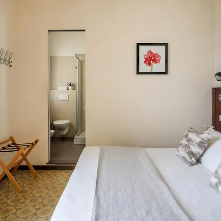 Metropol Hotel